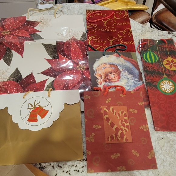 77 Gift Bags for All Occasions - Picture 5 of 10